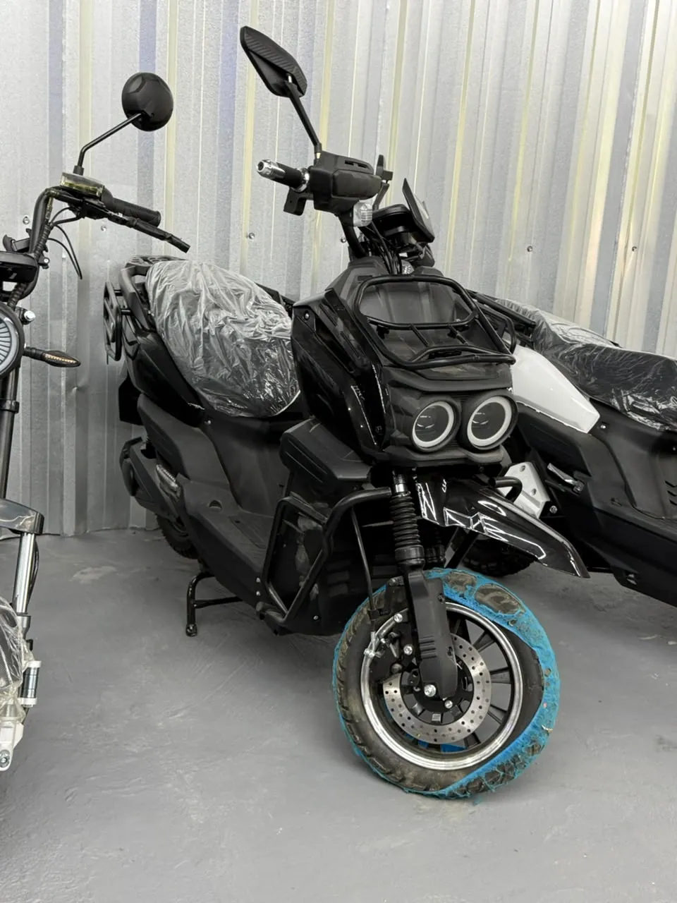Maxi Grafite, moto elétrica da Golden Motors